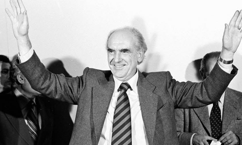 «Με συνθήματα του χτες δεν πείθεις» 5 «Με συνθήματα του χτες δεν πείθεις»
