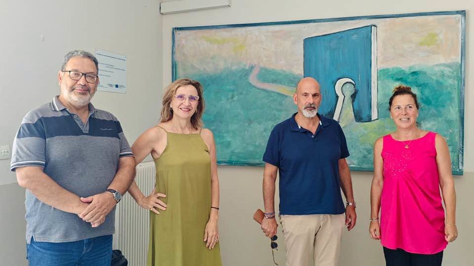 Πάτρα: Φανάρι πεζών στην Βενιζέλου μετά από αίτημα 14 ετών του 12ου Λυκείου ΦΩΤΟ
