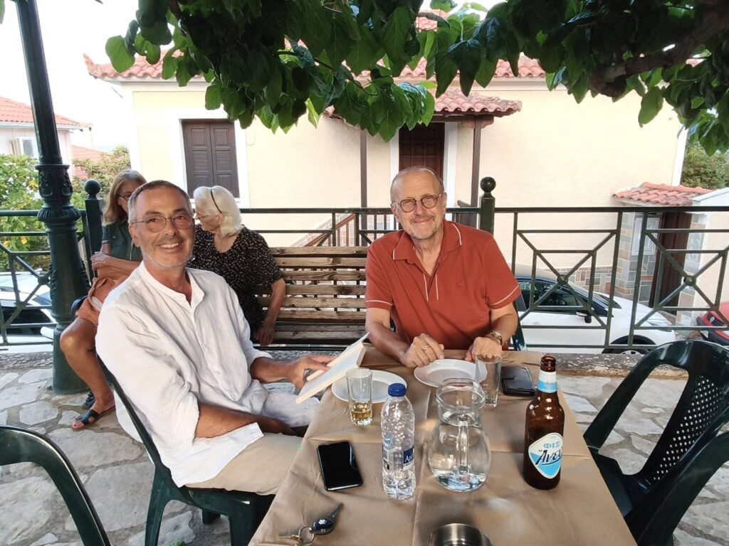 Παρουσίαση του νέου βιβλίου της Σοφίας Αποστολοπούλου στους Αμπελόκηπους Αιγείρας ΦΩΤΟ