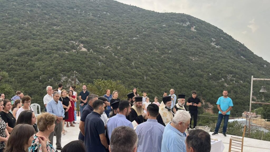 Τα Θυρανοίξια των Αγίων Πάντων στα Λατσέϊκα Μοίρα Πατρών ΦΩΤΟ