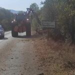 Αχαΐα: Η Πολιτική Προστασία καθαρίζει δρόμους κοντά στην Αρκαδία ΦΩΤΟ