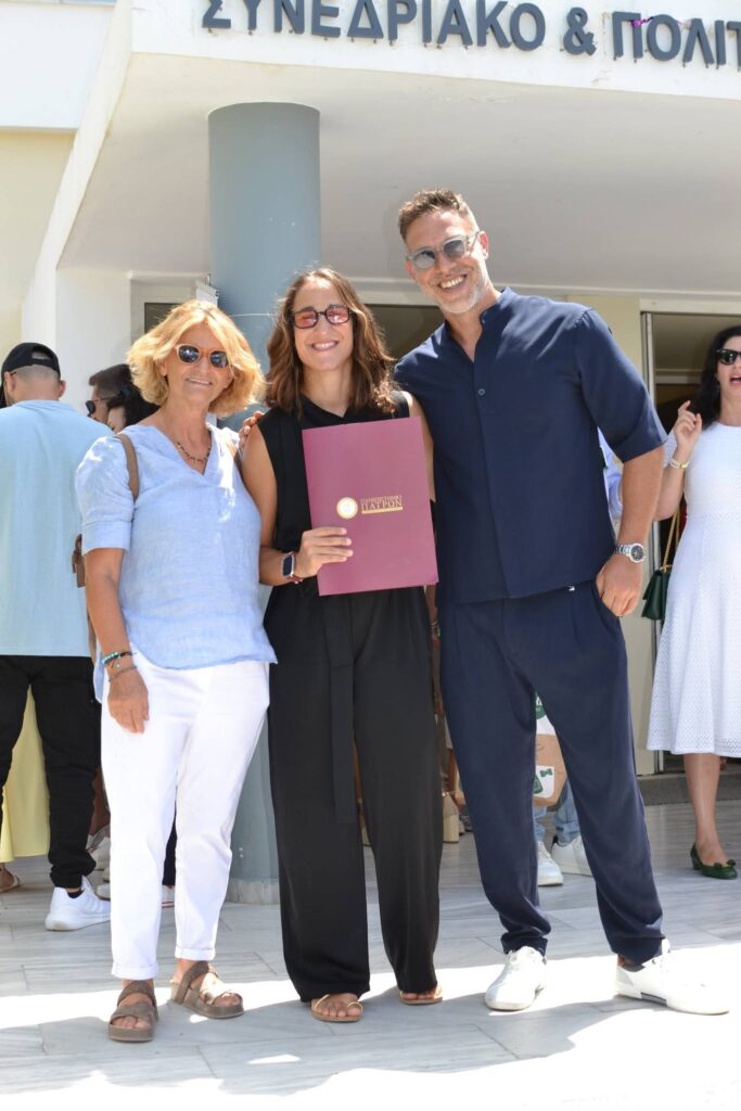Η αχαιή πρωταθλήτρια Νόρα Δράκου πτυχιούχος του Πανεπιστημίου Πατρών ΦΩΤΟ