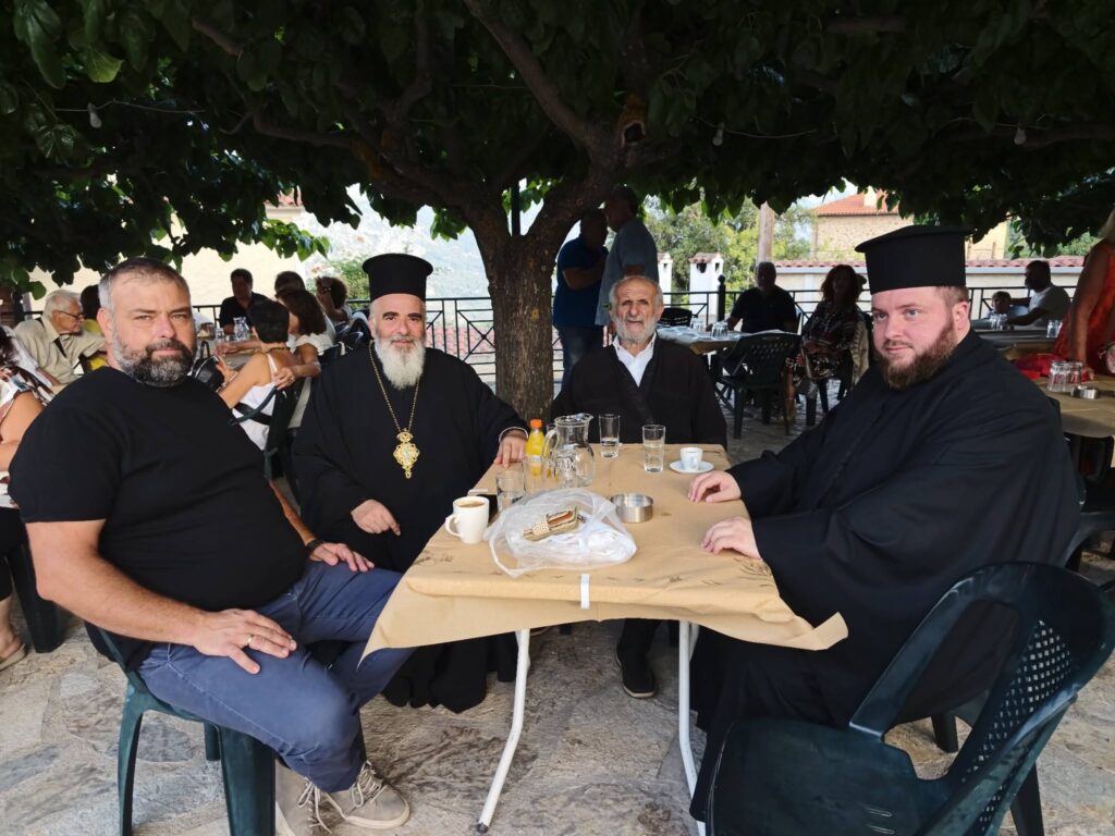 Παρουσίαση του νέου βιβλίου της Σοφίας Αποστολοπούλου στους Αμπελόκηπους Αιγείρας ΦΩΤΟ 25 Παρουσίαση του νέου βιβλίου της Σοφίας Αποστολοπούλου στους Αμπελόκηπους Αιγείρας ΦΩΤΟ