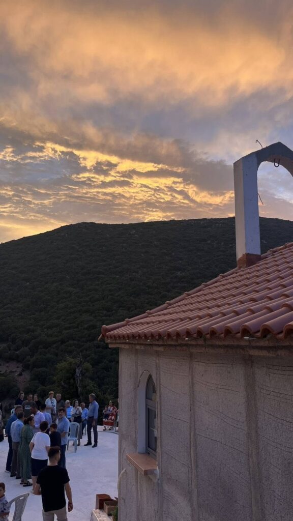 Τα Θυρανοίξια των Αγίων Πάντων στα Λατσέϊκα Μοίρα Πατρών ΦΩΤΟ