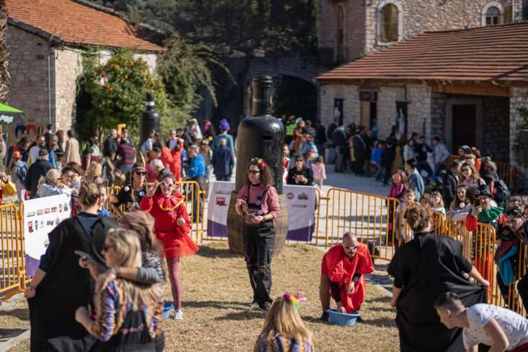 Η Achaia Clauss με Kαρναβαλικό φως πριν από 9 χρόνια ΦΩΤΟ
