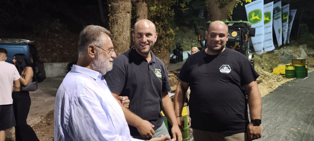 Ο Ανδρέας Παναγιωτόπουλος στην Αγροτική Έκθεση Χαλανδρίτσας ΒΙΝΤΕΟ-ΦΩΤΟ