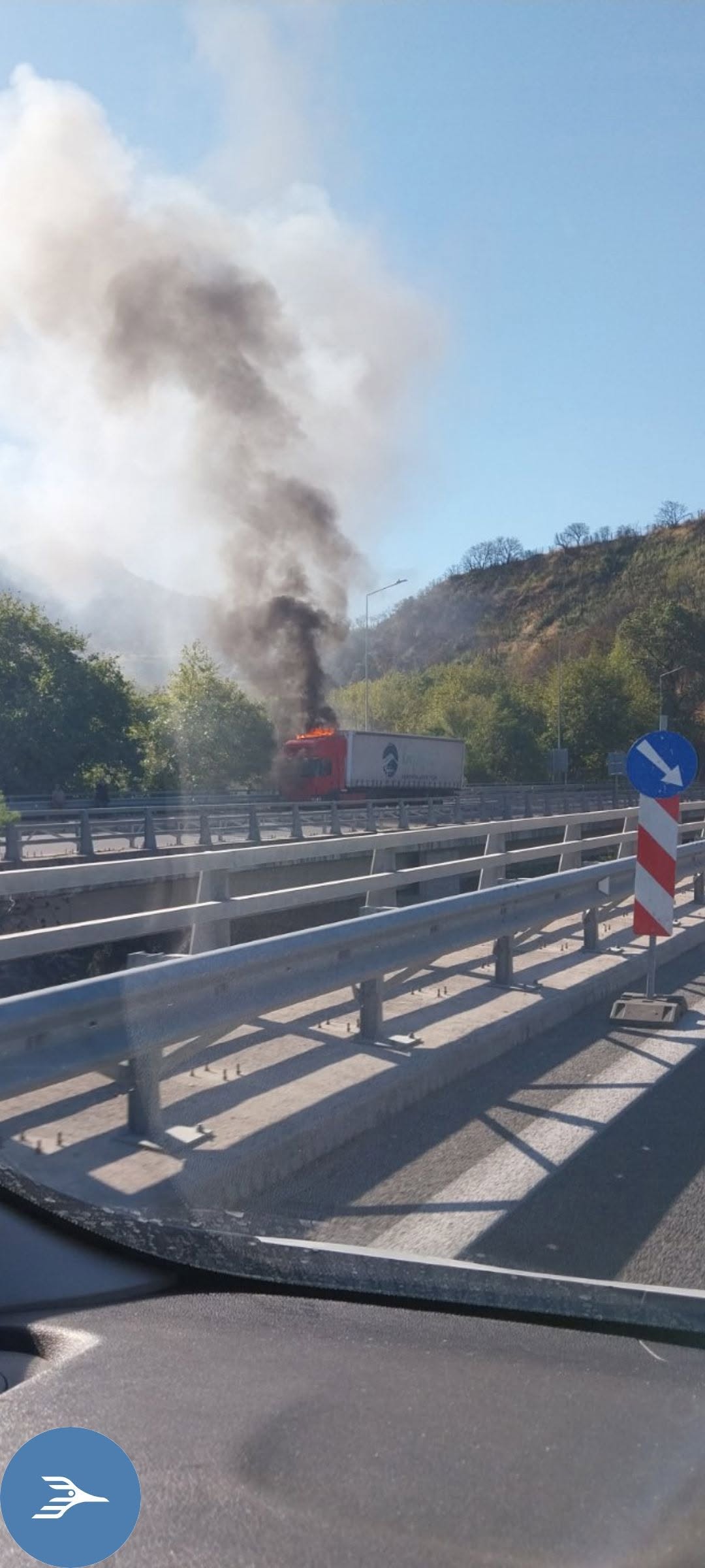 Πάτρα: Φωτιά σε νταλίκα στη Μεγάλη Περιμετρική – ΦΩΤΟ 6 Πάτρα: Φωτιά σε νταλίκα στη Μεγάλη Περιμετρική – ΦΩΤΟ