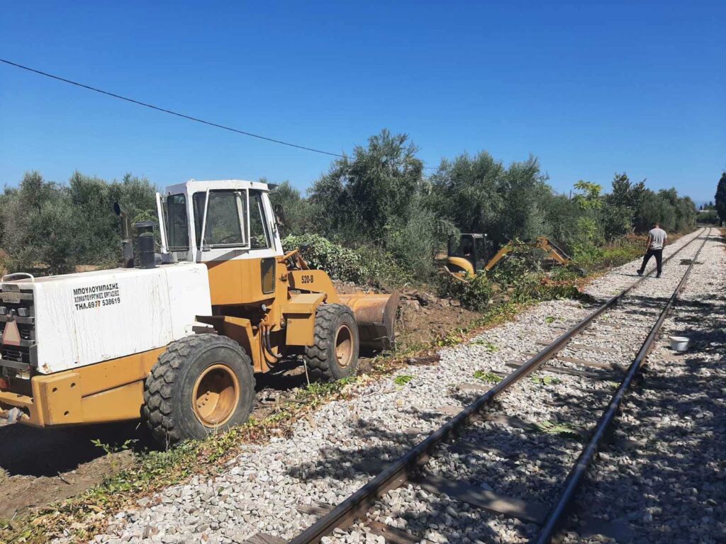Μονοδένδρι: Διάνοιξη νέου δρόμου διαφυγής παράλληλα με τις γραμμές του Προαστιακού ΦΩΤΟ