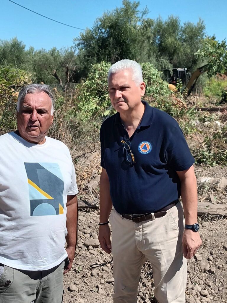 Μονοδένδρι: Εργασίες σε δρόμο διαφυγής από τον ΟΣΕ με αυτοψία Ζαΐμη ΦΩΤΟ 8 Μονοδένδρι: Εργασίες σε δρόμο διαφυγής από τον ΟΣΕ με αυτοψία Ζαΐμη ΦΩΤΟ