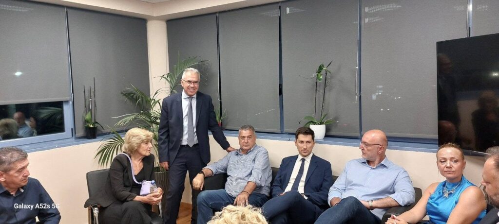 Ο Τάκης Αντωνόπουλος στην Αγροτική Έκθεση Χαλανδρίτσας ΦΩΤΟ