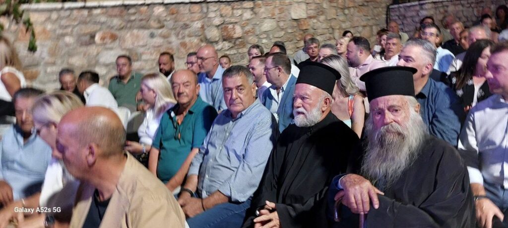 Ο Τάκης Αντωνόπουλος στην Αγροτική Έκθεση Χαλανδρίτσας ΦΩΤΟ