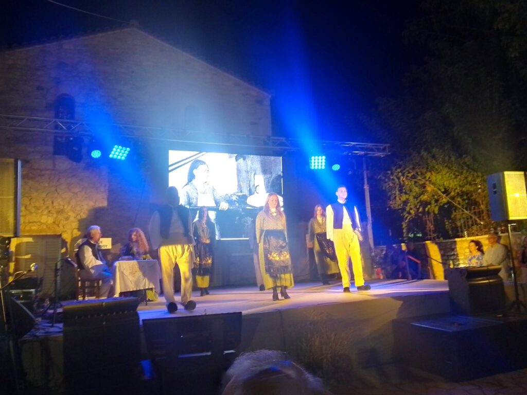 Χαλανδρίτσα: Άνοιξε τις πύλες της η Αγροτική Έκθεση – Στο επίκεντρο Πρωτογενής τομέας και Νέα γενιά ΦΩΤΟΡΕΠΟΡΤΑΖ
