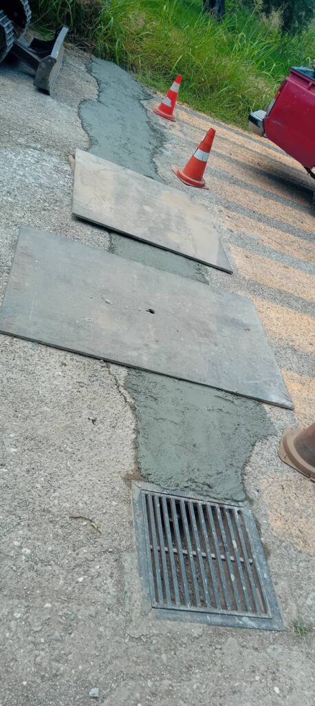 Ακράτα: Αντιπλημμυρική θωράκιση στο σχολείο πριν τα πρωτοβρόχια ΦΩΤΟ