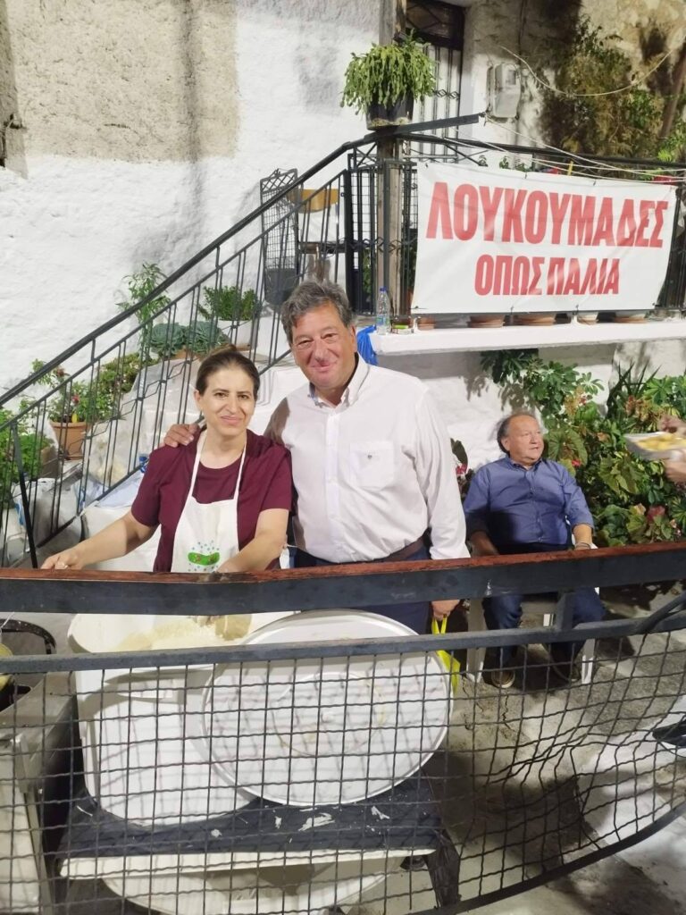 Ο Δημήτρης Παλούμπης στην Χαλανδρίτσα ΦΩΤΟ