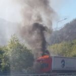 Πάτρα: Φωτιά σε νταλίκα στη Μεγάλη Περιμετρική – ΦΩΤΟ