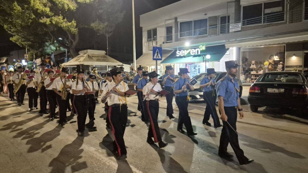 Πλούσιος ο Αύγουστος για την Φιλαρμονική Ακράτας ΦΩΤΟ