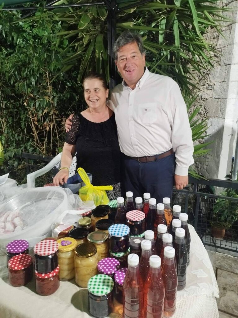 Ο Δημήτρης Παλούμπης στην Χαλανδρίτσα ΦΩΤΟ