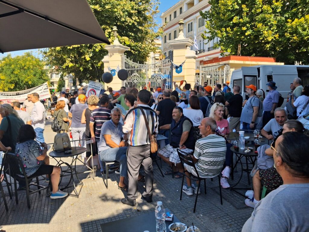 Ο Χρήστος Σουγλέρης στην Θεσσαλονίκη με την ΠΟΕΔΗΝ ΦΩΤΟ