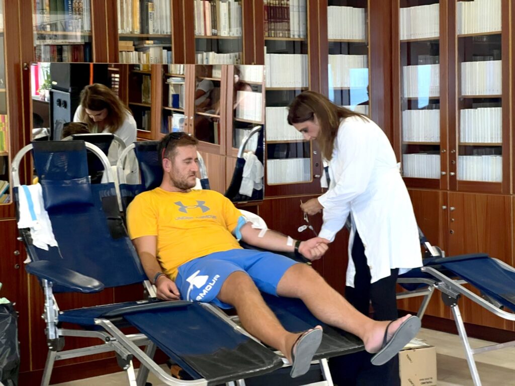 Εθελοντική αιμοδοσία του Πολιτιστικού Επιμορφωτικού Συλλόγου στα Αραχωβίτικα ΦΩΤΟ: