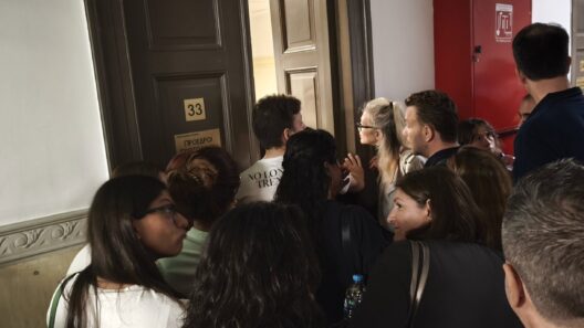 Πάτρα: Δικαστικός αγώνας εργαζομένων του ΕΑΠ για καταβολή των δεδουλευμένων τους ΒΙΝΤΕΟ-ΦΩΤΟ 14 Φωτογραφία από το Πάτρα σχετικά με το θέμα του ΕΑΠ