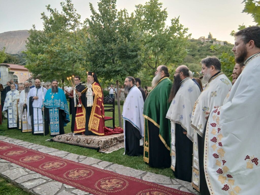 Eορτασμός της Παναγίας Πλατανιωτίσσης Καλαβρύτων με πέντε Μητροπολίτες ΒΙΝΤΕΟ-ΦΩΤΟ