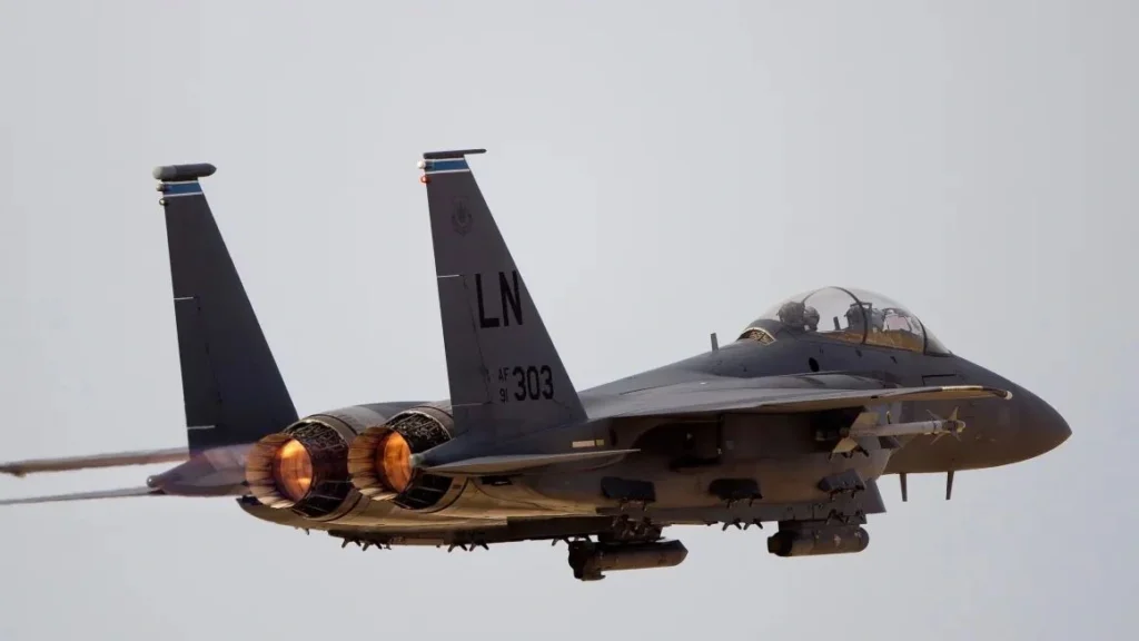 Κατάρριψη F-15E στο Ιράν: Η περιπέτεια 50 ωρών του Αμερικανού αεροπόρου