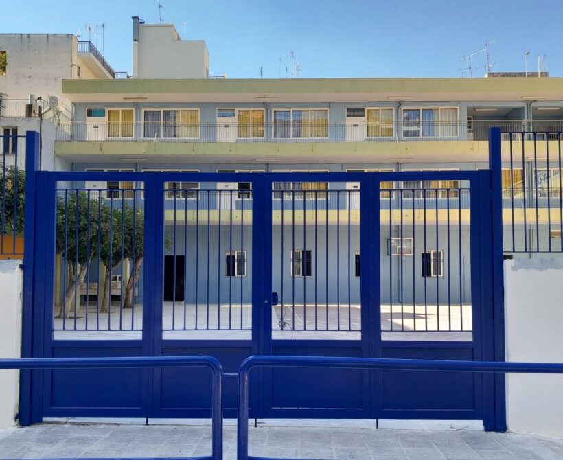 Παλιό σχολείο Στρώμπειο στην Πάτρα, εγκαταλελειμμένο κτίριο
