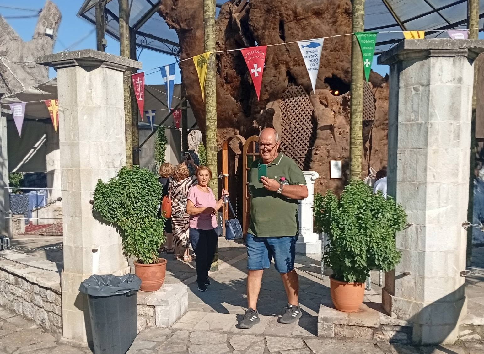 Εκδρομή του Συλλόγου Αγίου Βασιλείου στην Πλατανιώτισσα ΦΩΤΟ