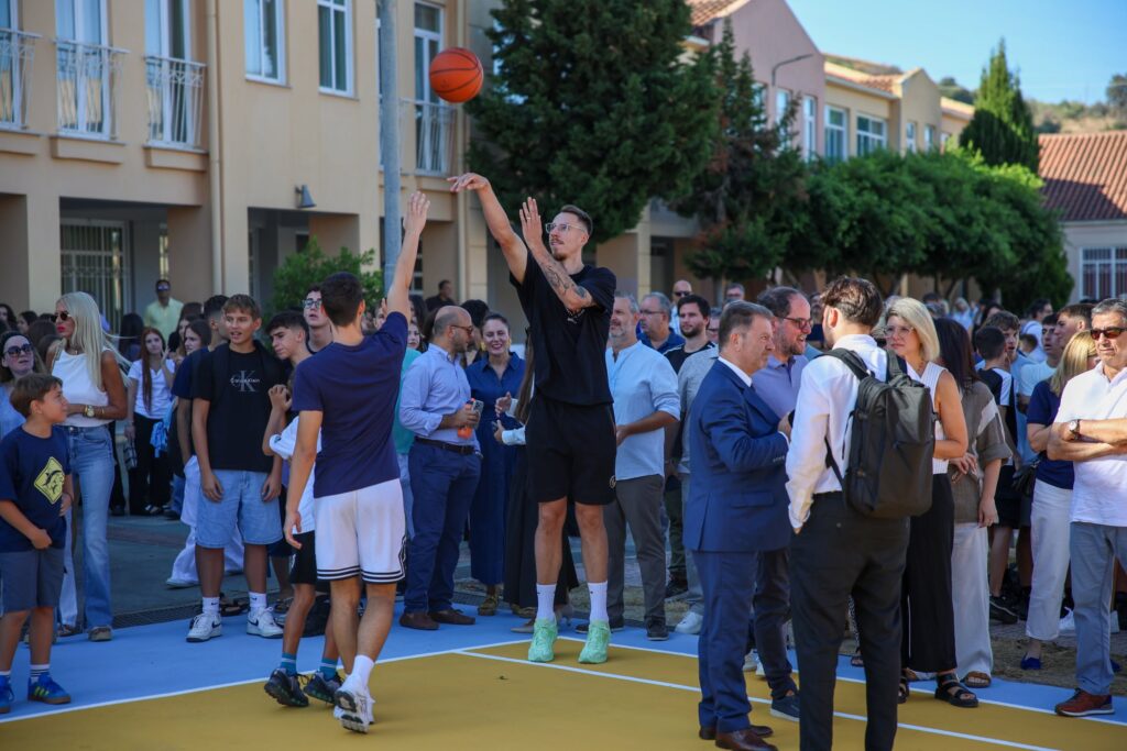 Ο Προμηθέας με καλάθια στον αγιασμό του Πειραματικού του Πανεπιστημίου Πατρών ΦΩΤΟ