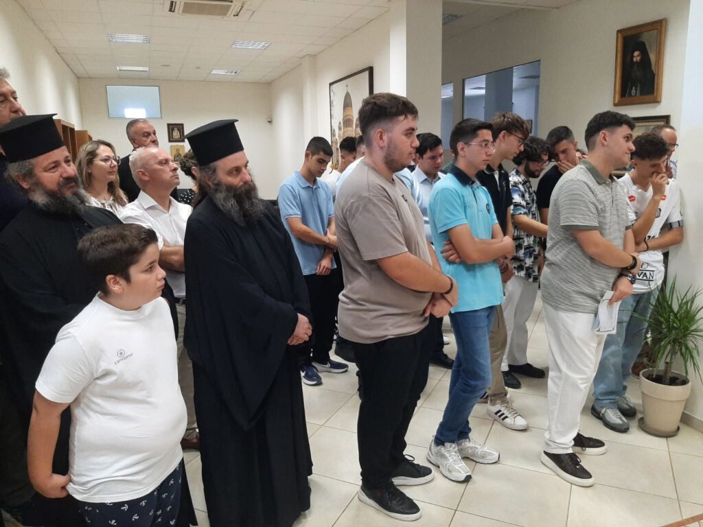 Ο Φωκίων Ζαΐμης στο Εκκλησιαστικό Λύκειο Πατρών για τη νέα σχολική χρονιά ΦΩΤΟ
