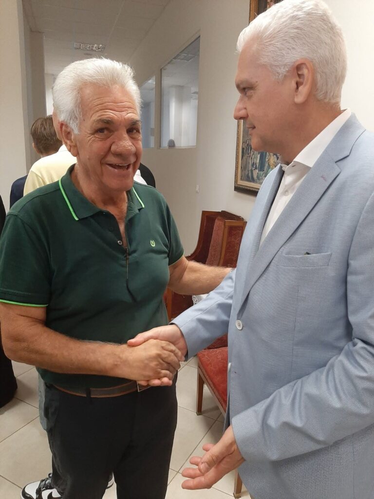 Ο Φωκίων Ζαΐμης στο Εκκλησιαστικό Λύκειο Πατρών για τη νέα σχολική χρονιά ΦΩΤΟ