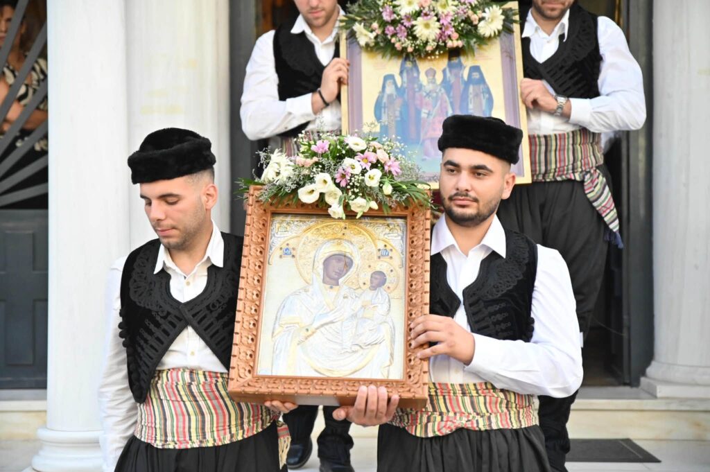 Τιμήθηκε στον Ι.Ν. Αγίας Φωτεινής η Ημέρα Εθνικής Μνήμης της Μικρασιατικής Καταστροφής ΦΩΤΟ