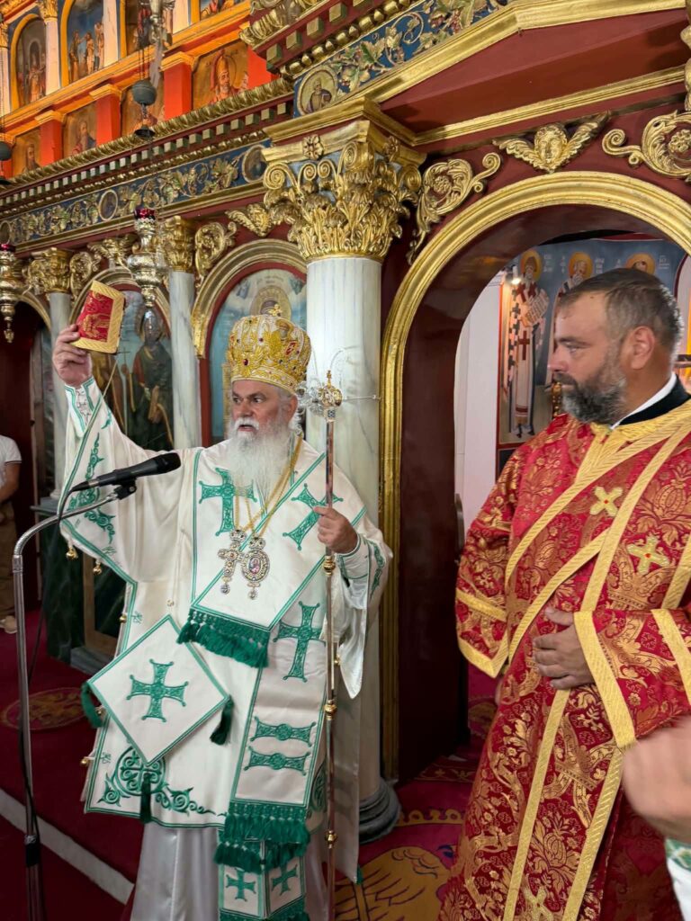 Χειροτονία του Δημοσθένους Ντόκου στους Αμπελοκήπους Αιγείρας ΦΩΤΟ
