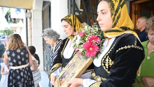 Τιμήθηκε στον Ι.Ν. Αγίας Φωτεινής η Ημέρα Εθνικής Μνήμης της Μικρασιατικής Καταστροφής ΦΩΤΟ