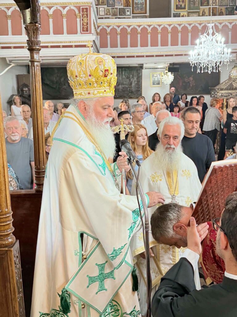 Χειροτονία του Δημοσθένους Ντόκου στους Αμπελοκήπους Αιγείρας ΦΩΤΟ