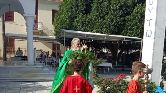 Εορτασμός για την Ύψωση του Τιμίου Σταυρού στα Ροΐτικα ΦΩΤΟ 14 Φωτογραφία από εορτασμό της Ύψωσης του Τιμίου Σταυρού