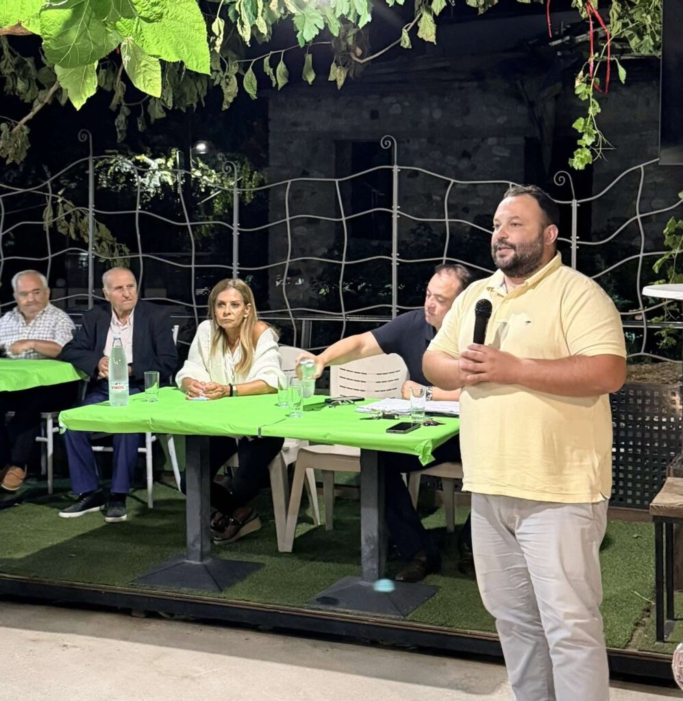 Βούντενη: Πολιτική εκδήλωση από το ΠΑΣΟΚ Αχαΐας με τον Δημήτρη Κωνσταντόπουλο ΦΩΤΟ