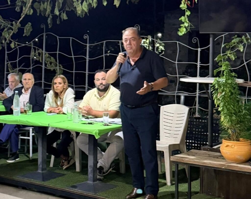 Βούντενη: Πολιτική εκδήλωση από το ΠΑΣΟΚ Αχαΐας με τον Δημήτρη Κωνσταντόπουλο ΦΩΤΟ