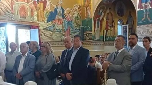 Χρόνια πολλά του Δημήτρη Παλούμπη από την Αγία Σοφία Πατρών ΦΩΤΟ