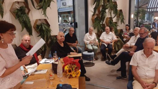 Η ποιητική βραδιά «Ιαγουάρο» στην Πάτρα ΦΩΤΟ 22 Φωτογραφία από την ποιητική βραδιά «Ιαγούρο» στη Πάτρα