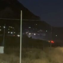 Ριγανόκαμπος: Προκλητική ασυδοσία Ρομά και επικίνδυνη καύση καλωδίων - Υπό τους ήχους κλαρίνων ΒΙΝΤΕΟ