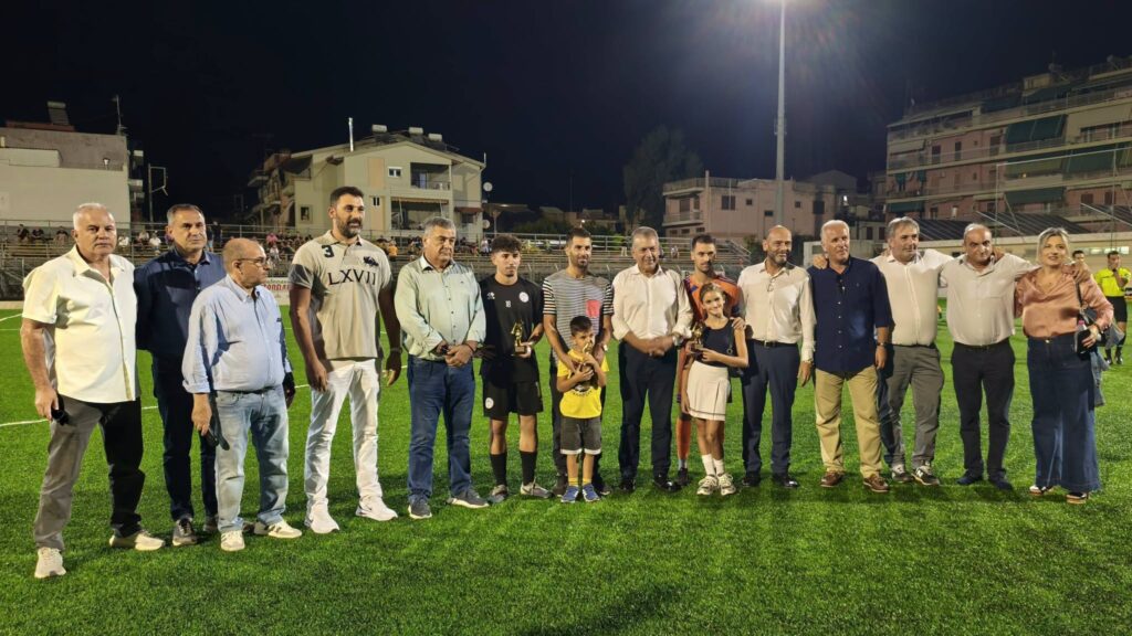 Πάτρα: Στα Προσφυγικά ο υπουργός Αθλητισμού Γ. Βρούτσης για τα εγκαίνια της νέας κερκίδας του γηπέδου ΒΙΝΤΕΟ-ΦΩΤΟ