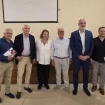 Πάτρα: Η Λούκα Κατσέλη για την «Ελλάδα που δεν περιμένει» και την περιφερειακή ανασυγκρότηση ΦΩΤΟ 1 Λούκα Κάτσελη στη Πάτρα, παρουσίαση του προγράμματος «Ελλάδα που δ…