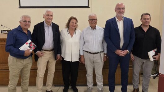 Πάτρα: Η Λούκα Κατσέλη για την «Ελλάδα που δεν περιμένει» και την περιφερειακή ανασυγκρότηση ΦΩΤΟ 14 Λούκα Κάτσελη στη Πάτρα, παρουσίαση του προγράμματος «Ελλάδα που δ…