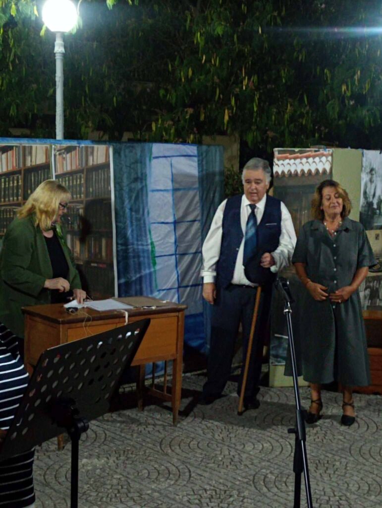 Η πρώτη εμφάνιση της θεατρικής ομάδας «Ταξιδευτές της πρόζας» στην Μιτόπολη Αχαΐας ΦΩΤΟ