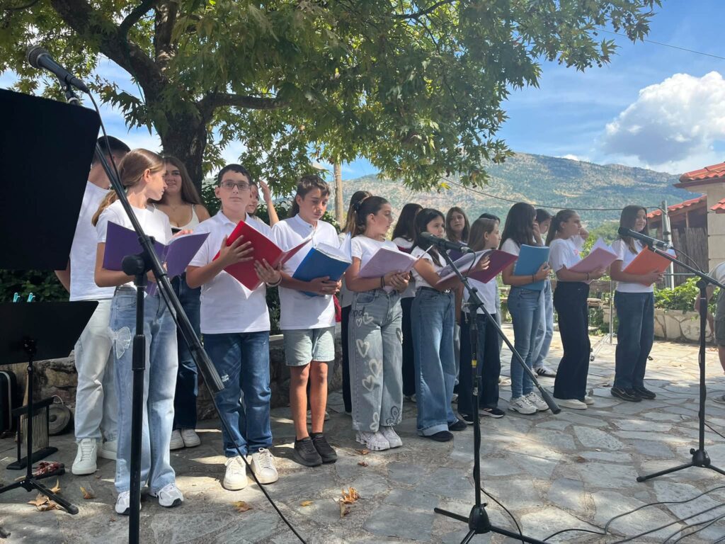 Τίμησαν την κληρονομιά της θρυλικής «Γκόλφως» στο Μεσορρούγι Ακράτας ΒΙΝΤΕΟ-ΦΩΤΟ 8 Τίμησαν την κληρονομιά της θρυλικής «Γκόλφως» στο Μεσορρούγι Ακράτας ΒΙΝΤΕΟ-ΦΩΤΟ