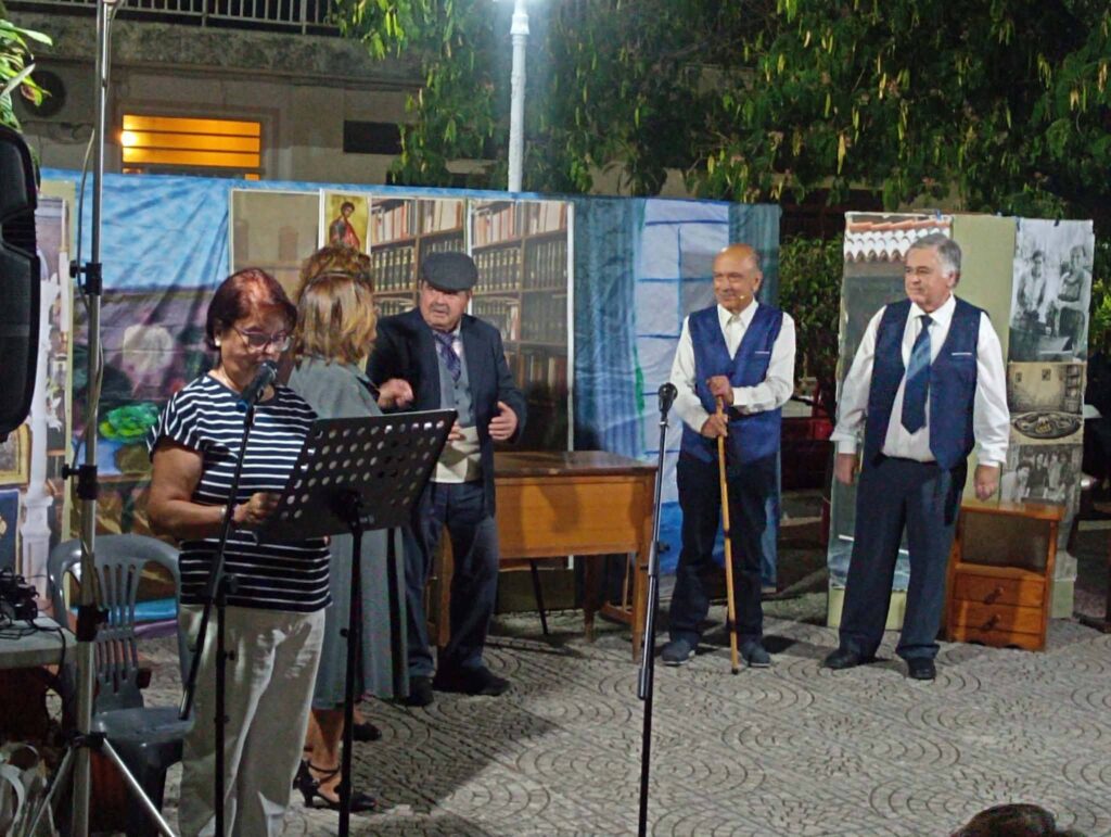 Η πρώτη εμφάνιση της θεατρικής ομάδας «Ταξιδευτές της πρόζας» στην Μιτόπολη Αχαΐας ΦΩΤΟ