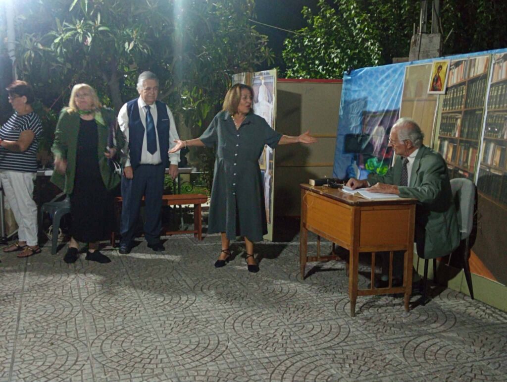 Η πρώτη εμφάνιση της θεατρικής ομάδας «Ταξιδευτές της πρόζας» στην Μιτόπολη Αχαΐας ΦΩΤΟ