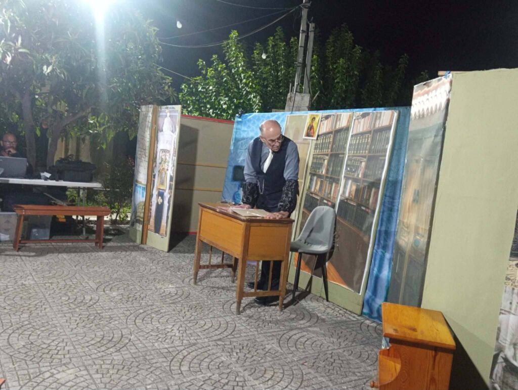 Η πρώτη εμφάνιση της θεατρικής ομάδας «Ταξιδευτές της πρόζας» στην Μιτόπολη Αχαΐας ΦΩΤΟ