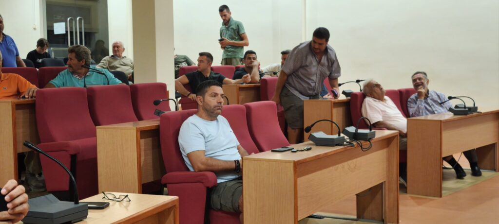 Λουσικά: «Στο πόδι» οι αμπελουργοί λόγω πρωτοφανούς οικονομικής ασφυξίας μετά τον τρύγο ΦΩΤΟ